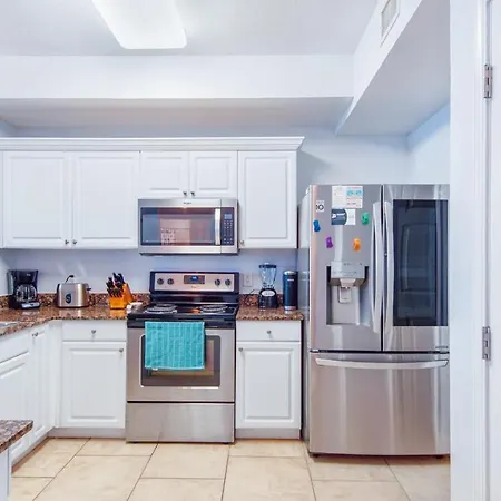 Beachfront Spacious Renovated Condo - Pools, Hot Hub, Spa - Walk To Pier Park In Pcb-2