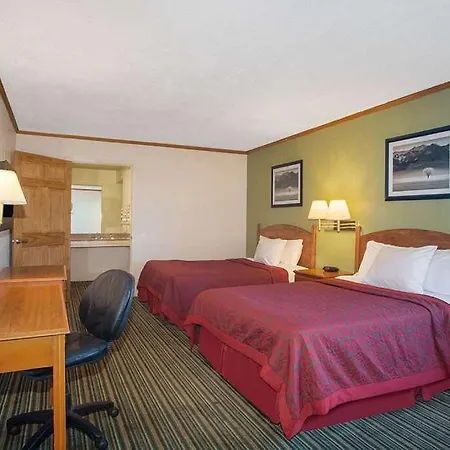 Economy Hotel Wichita- Florence St-3
