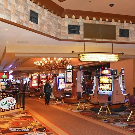 Beddable Unit By The Excalibur Casino Las Vegas Strip-3
