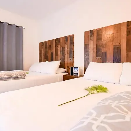 Habitacion Doble Playa Bonita-Calle 13-Bar. Wow-2