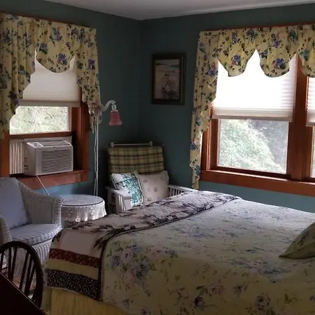 Eastgate Inn B&B-2
