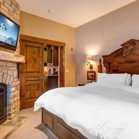 Private Condos At Hotel Park City-3