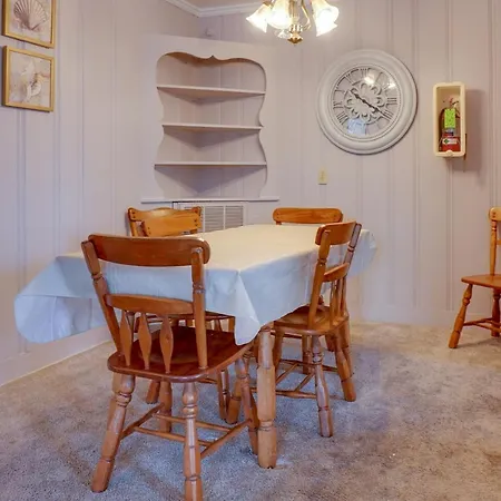 Ocean Terrace Family Apartments-3