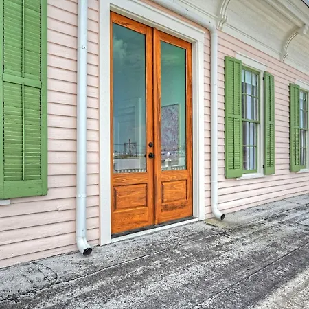 Sugars Inn Room 4 Historic Nola Charm In Downtown Galveston-2