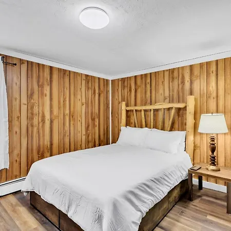Eagles Nest Motel Unit 6-2