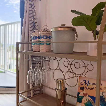 Beach Please Condo 2 Bedroom 2 Bath Sleeps 6-2
