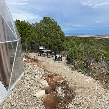 Canyon Rim Domes - A Luxury Glamping Experience!!-2