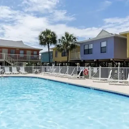 Ocean Breeze - Beautiful Condo & Pet Friendly-3