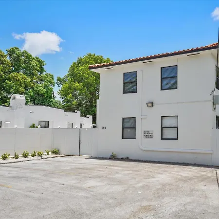 Wynwood Apts Boutique Hotel-2