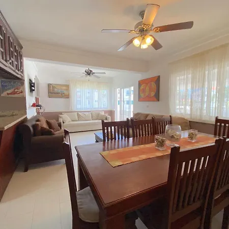 Los Corales Villas And Suites - Beach Club, Spa, Restaurants-3