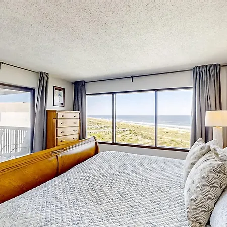 Condo With Shared Pool, Beach Access And Spectacular Atlantic Ocean Views-2
