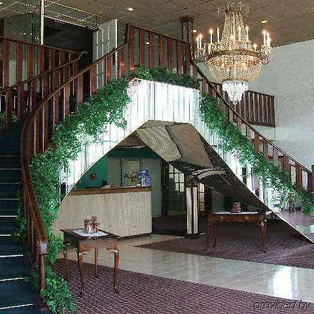 A Victory Inn & Suites - Muskegon-3