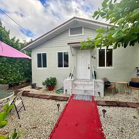 Nice 2 Twin Bedroom - Best Central Location In Miami - Luggage Storage, Parking And Laundry For Free!!!!-3