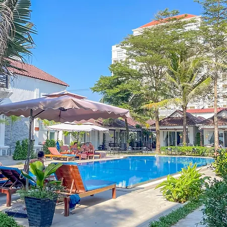 Sea Breeze Resort-2