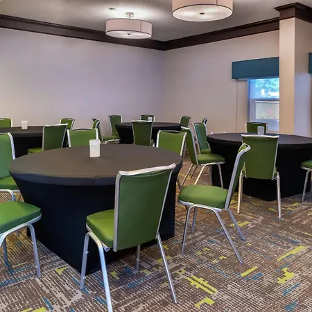 Hampton Inn Greensboro Airport-2
