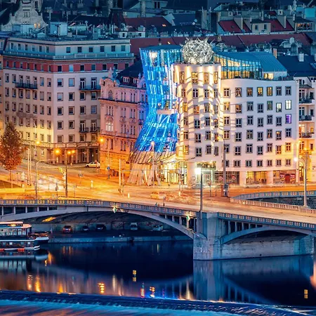 Dancing House Hotel - Tancici Dum-3
