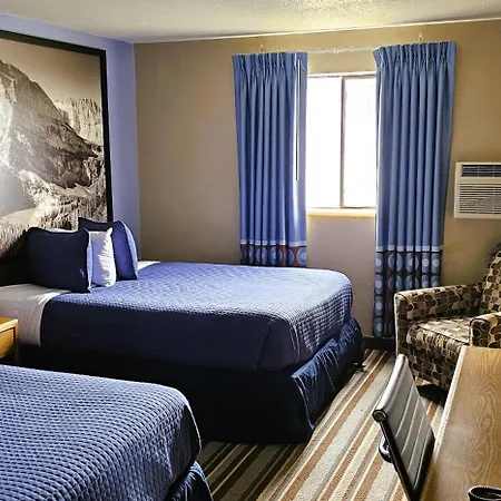 Grizzly Inn-2