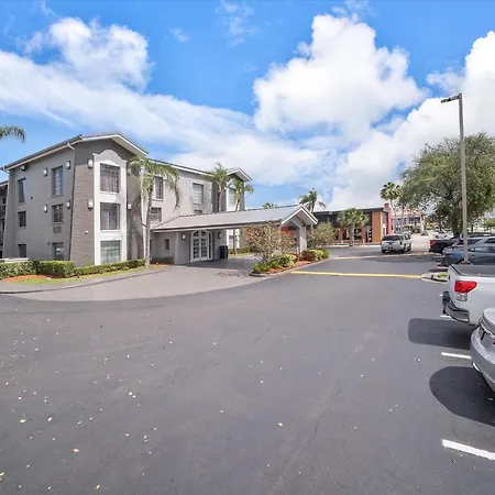 La Quinta Inn By Wyndham Miami Airport North-3