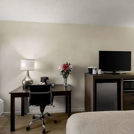 Quality Inn & Suites North Little Rock-2