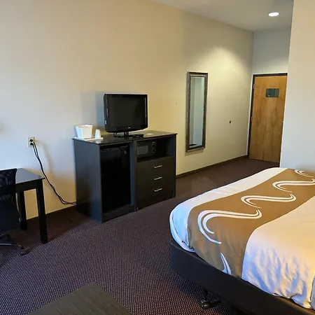 Quality Inn & Suites Hattiesburg North-3