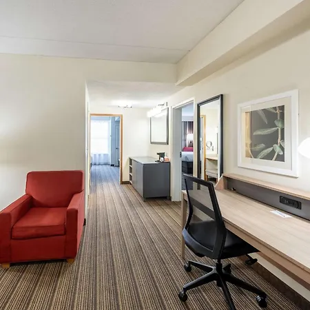 Country Inn & Suites By Radisson, Findlay, Oh-2