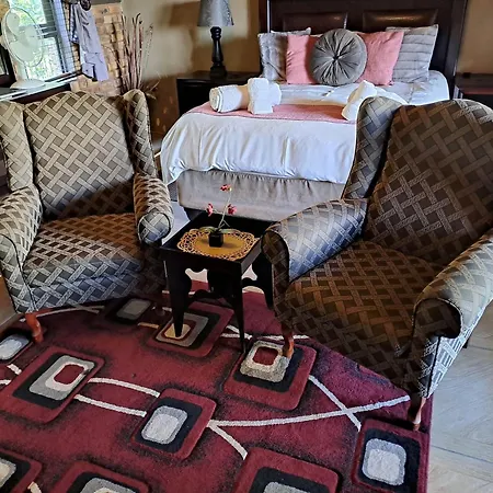 Belle Vue Guesthouse-3
