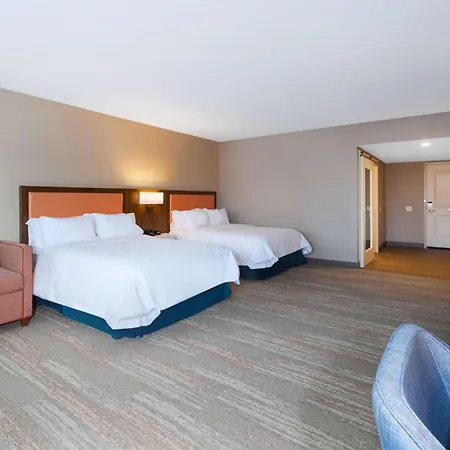 Hampton Inn Cape Cod Canal-3