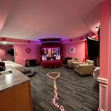 Inn of the Dove: Romantic Luxury Suites with Jacuzzi & Fireplace-2