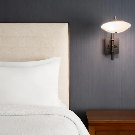 Courtyard By Marriott Seattle Seatac Airport-3