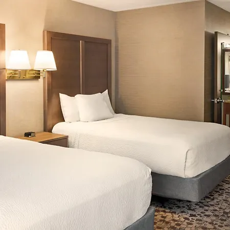 Ramada Plaza By Wyndham Portland-2