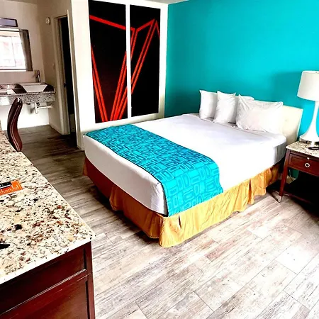 Howard Johnson By Wyndham Downtown Reno-2
