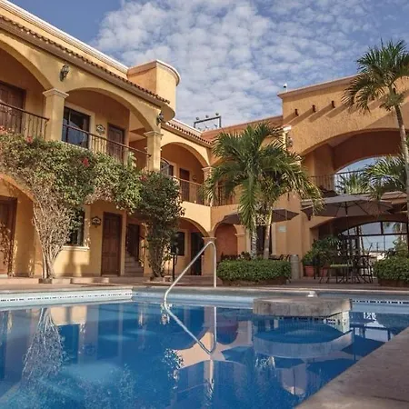 Hacienda Suites Loreto-2