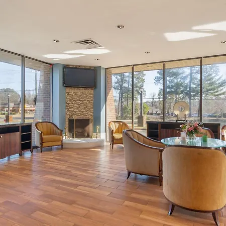 Williamsburg Suites-2
