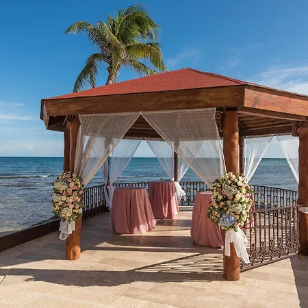 Wyndham Alltra Playa Del Carmen Adults Only All Inclusive-3