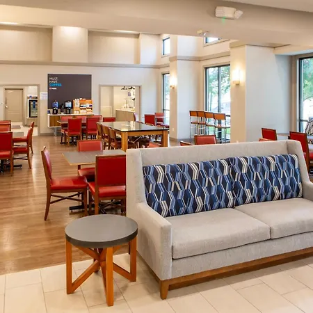 Holiday Inn Express & Suites Sioux City-South By Ihg-2
