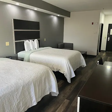 Sonesta Essential Savannah-3