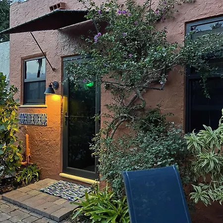 The Cottage At Pineapple House-2