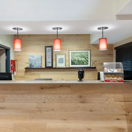 Country Inn & Suites By Radisson, Columbia, Mo-3