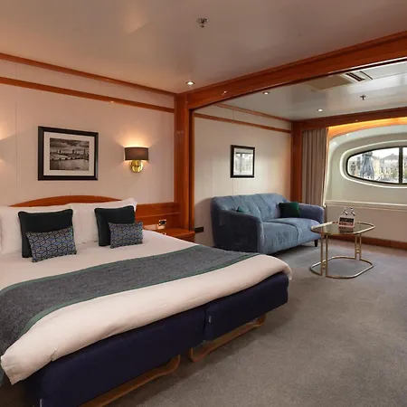 Sunborn London Yacht Hotel-2