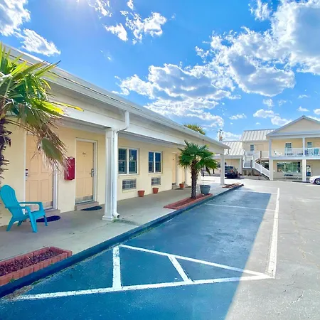 Island Inn Of Atlantic Beach-3
