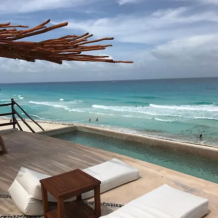 Cancun Beach Aparthotel Brisas-2