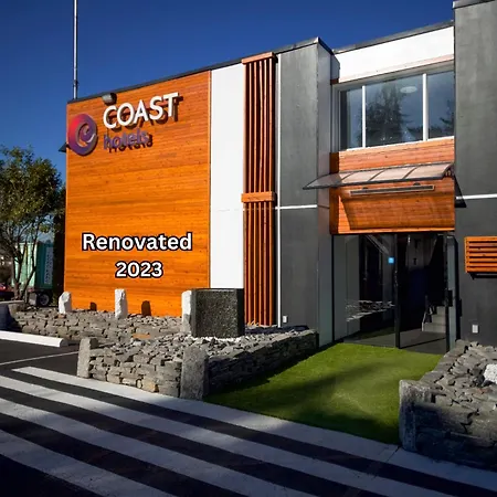 Coast Metro Vancouver Hotel-3
