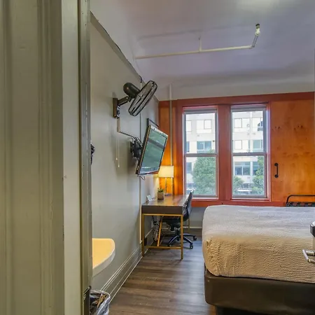 Ram'S Hotel-2