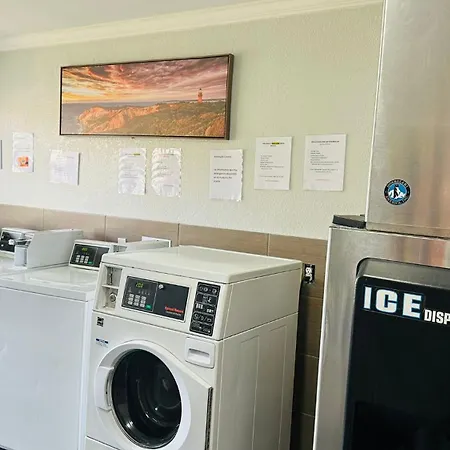 Studio 6 Suites San Ysidro Ca San Diego South Bay-2