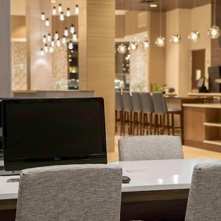 Hilton Garden Inn Minneapolis - University Area-3