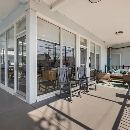 Hotel Cabana Oceanfront/Boardwalk-2