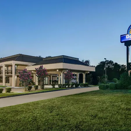 Days Inn By Wyndham Greenville Ms-3