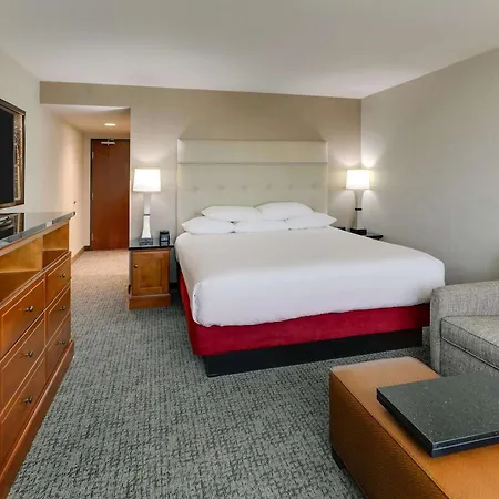 Drury Inn & Suites Phoenix Airport-2