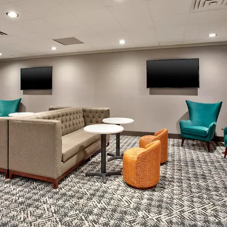 Doubletree By Hilton Lansing-3