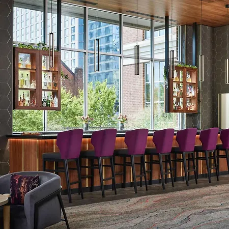 Hilton Garden Inn Nashville Downtown Convention Center-3